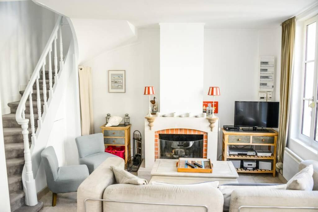 La Maison Bleue Cabourg Exteriör bild